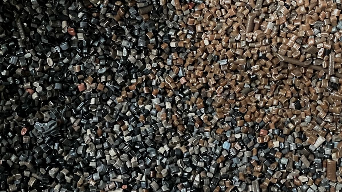 Biji resin daur ulang — opsi kemasan ramah lingkungan polyta